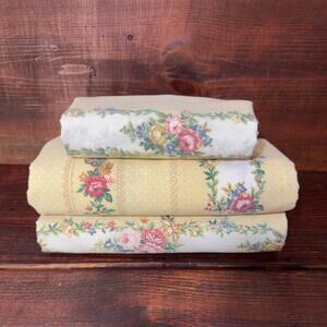 DAN RIVERS Vintage Yellow Floral Full/Double Sheet Set and Pillowcases